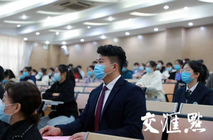 说明: //jcdn.xhby.net/JHD/publish/20211105/16361027379506913906580592016.jpeg