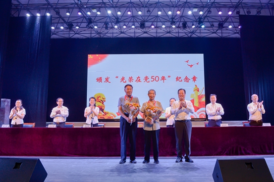 说明: C:\Users\Administrator\Desktop\1.jpg