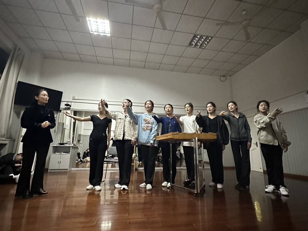 说明: //imgcdn.hanfenghao.com/8093_1697005802000.jpg?imageMogr2/auto-orient/thumbnail/1080x%3E/strip/quality/95/ignore-error/1|imageslim