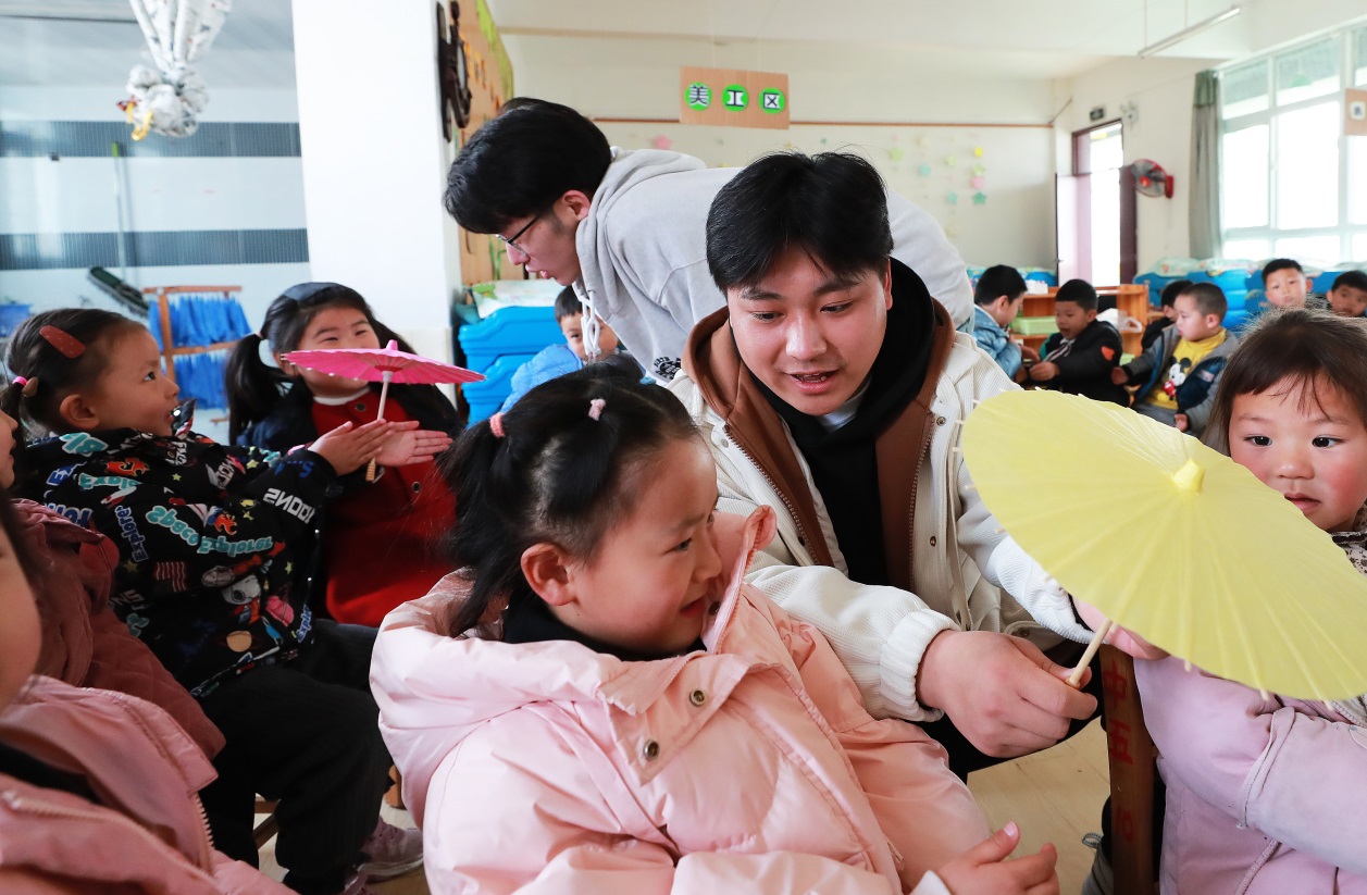 说明: //newapp.jyb.cn/app_pub/zixun/toutiao/202302/W020230228463010771070.jpeg