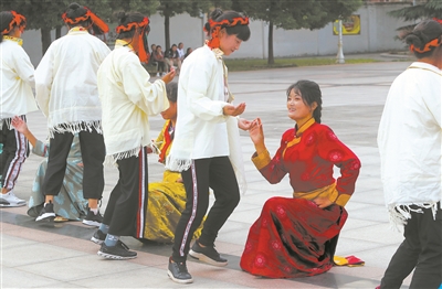 说明: //paper.jyb.cn/zgjyb/images/2018-11/11/01/843845_wuy_1541645914701_b.jpg