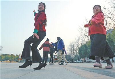 说明: //paper.jyb.cn/zgjyb/images/2019-02/25/04/916596_wuy_1550578921706_b.jpg