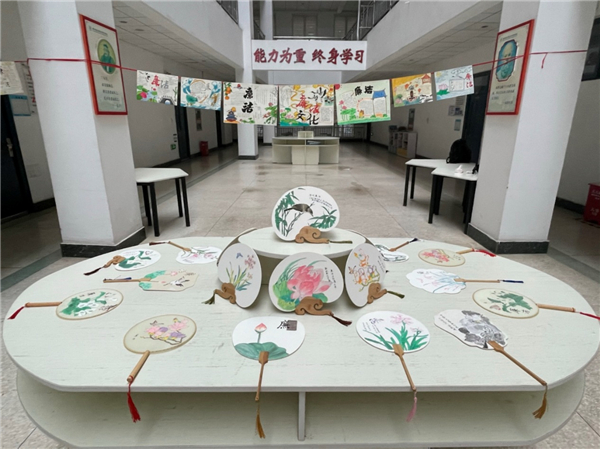 说明: //jsnews.jschina.com.cn/xz/a/202211/W020221123377241146472.jpg