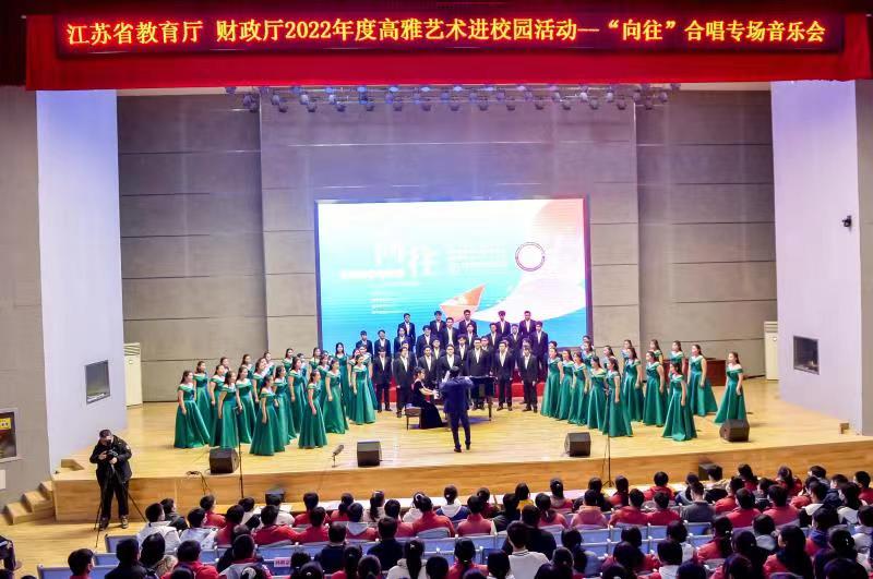 说明: //jcdn.xhby.net/JHD/publish/20221206/1670306918050093792.jpg